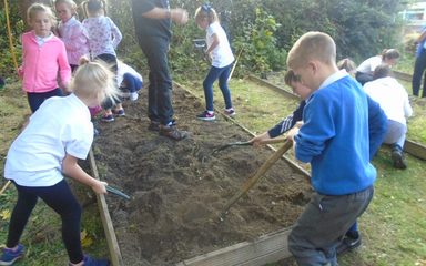 Gardening Club Returns!