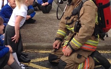 KS1 surprise fire brigade visit