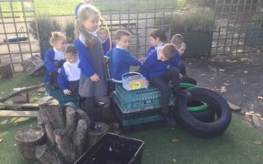 Outdoor learning with the Dragonflies