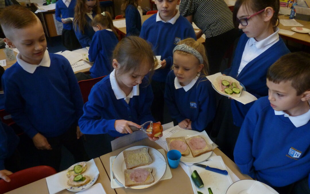 LKS2 Make Sandwiches