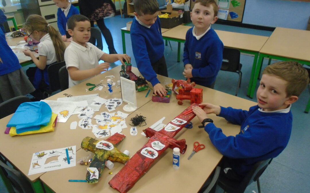 KS1 Art Club- Vehicle Creations!