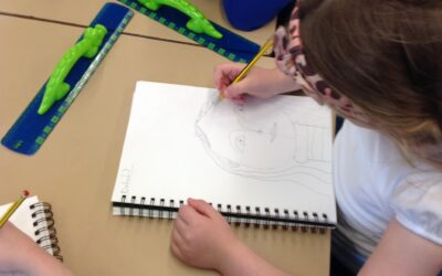 Owls enjoy sketching