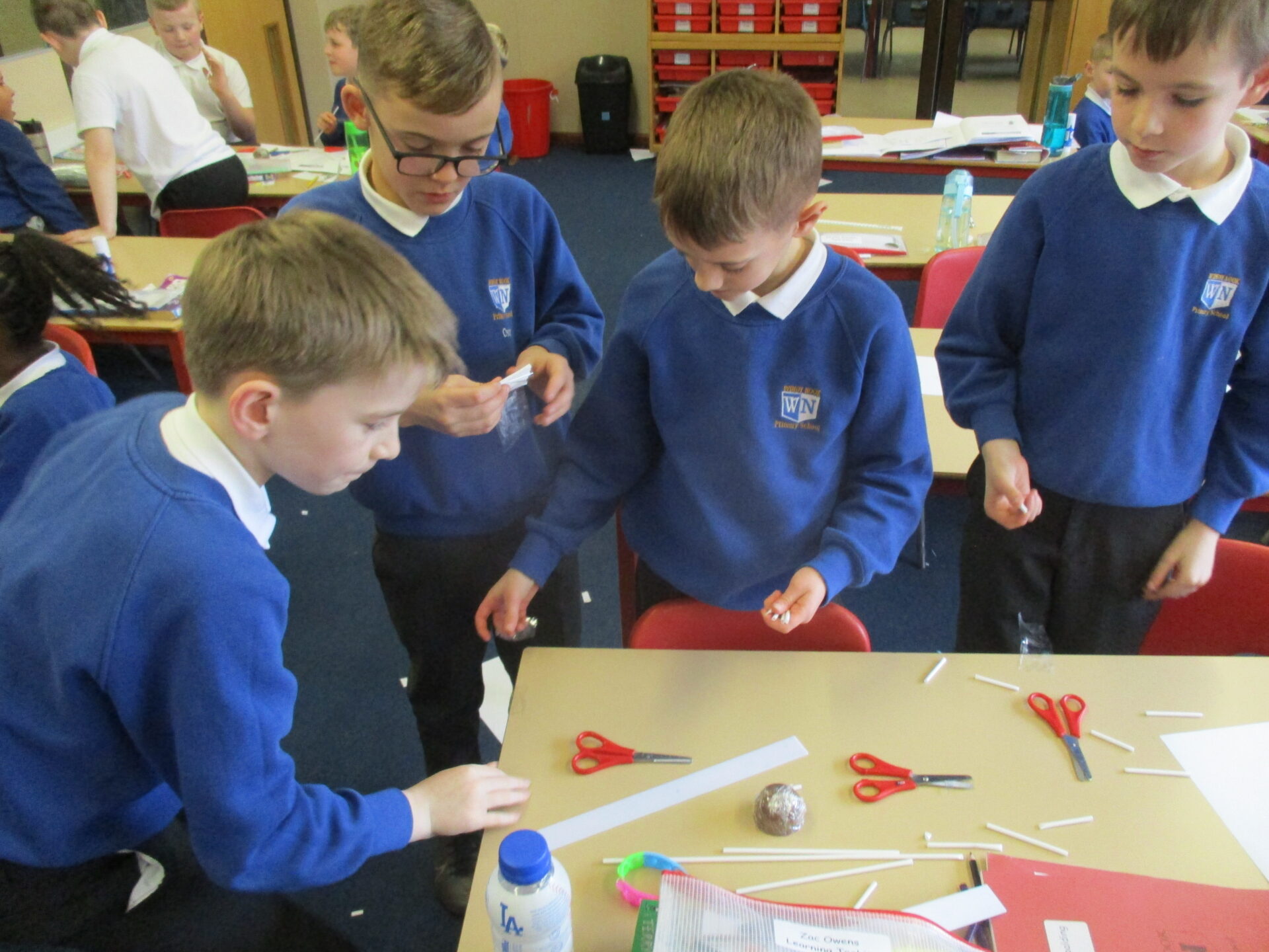 Making a rib cage - Windy Nook Primary School