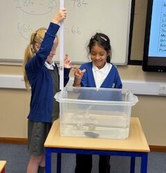 Exploring Rocks in LKS2
